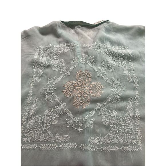 Johnny Was embroidered button down blouse aqua color sz XS - Picture 4 of 7